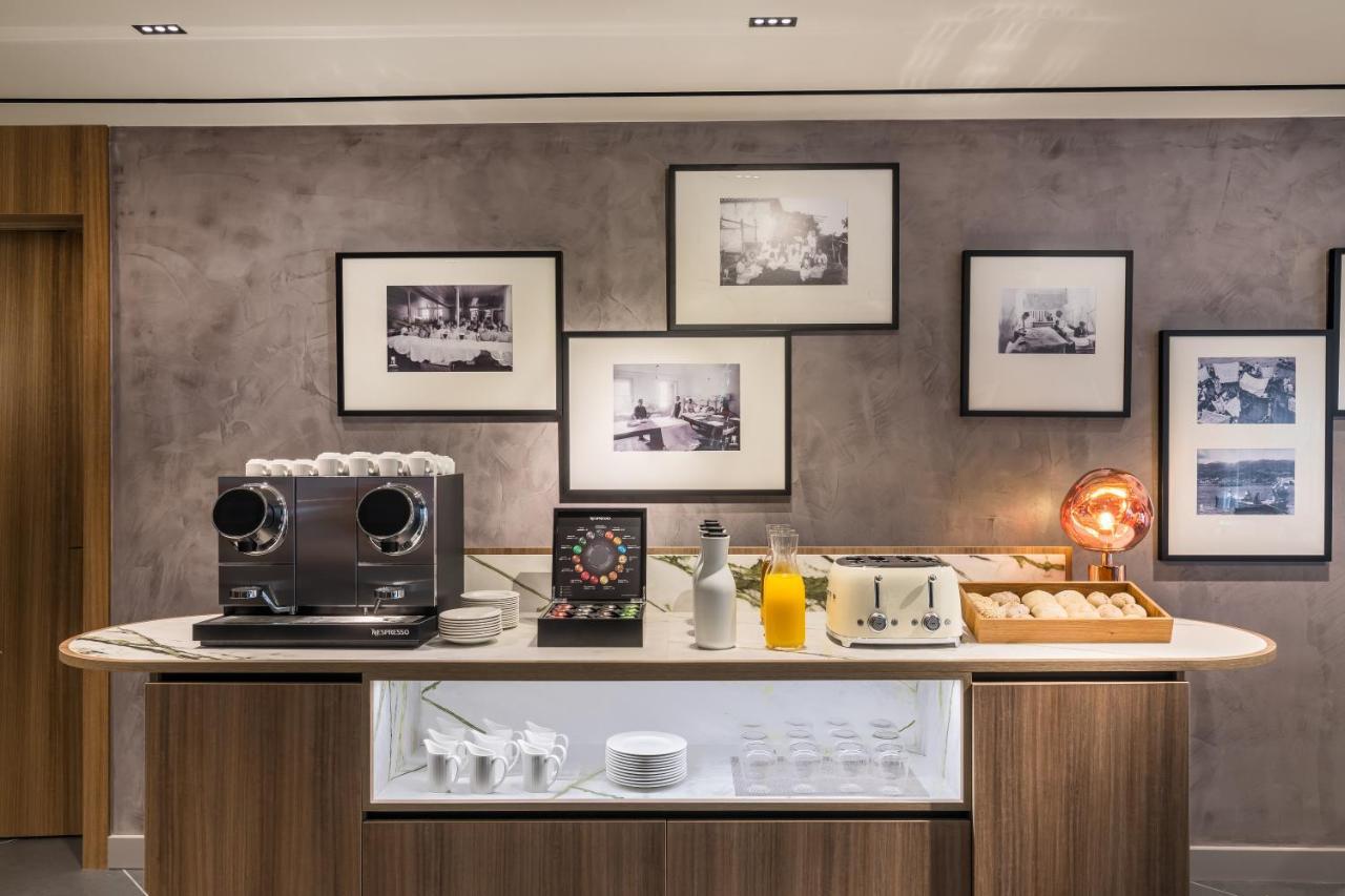 Barcelo Funchal Oldtown Ξενοδοχείο Εξωτερικό φωτογραφία The coffee bar at the lounge